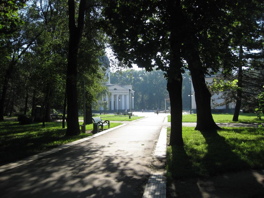 Ultra Central Park Apartments Кишинев Стая снимка